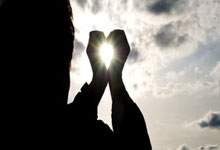 27岁特奥将为法国队出战达37场,追平29岁哥哥卢卡斯的纪录.